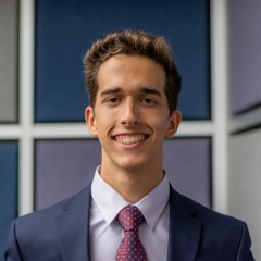 Justin Fox Headshot